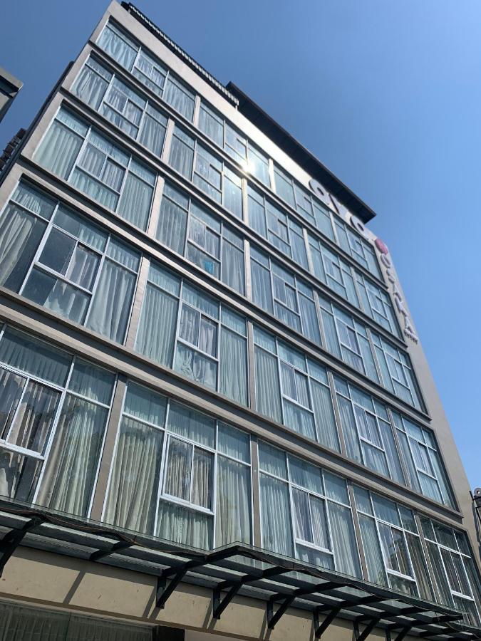 Oyo 676 Osaka Hotel 2*
